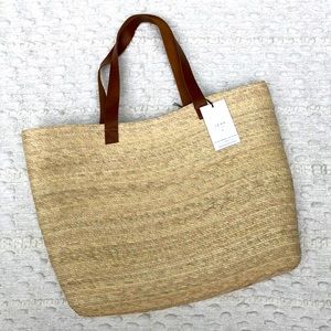 Beautiful woven artisan tote bag